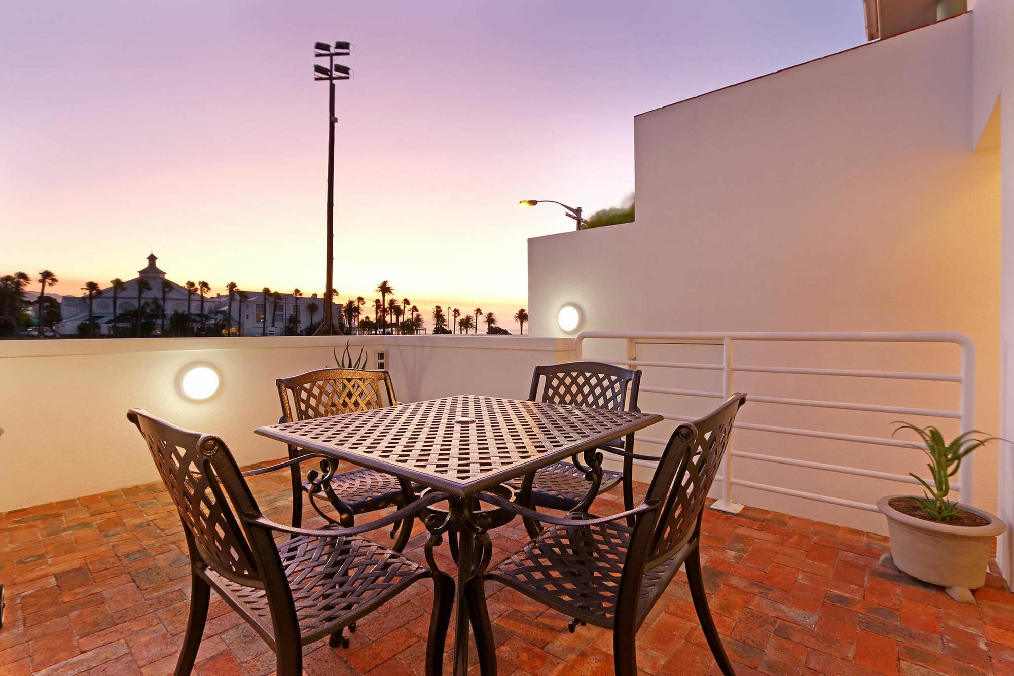 Camps Bay Beach Apartment Cidade Do Cabo Exterior foto